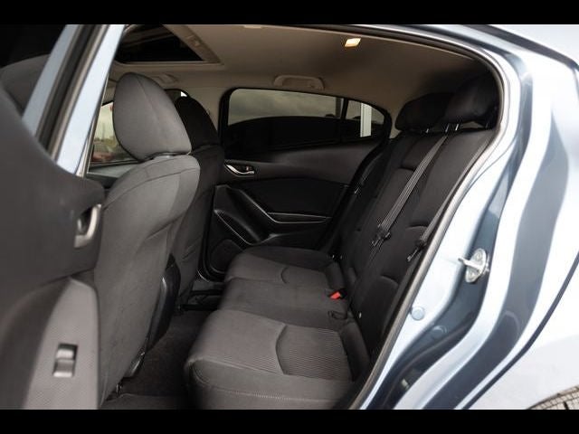 2015 Mazda Mazda3 i Touring