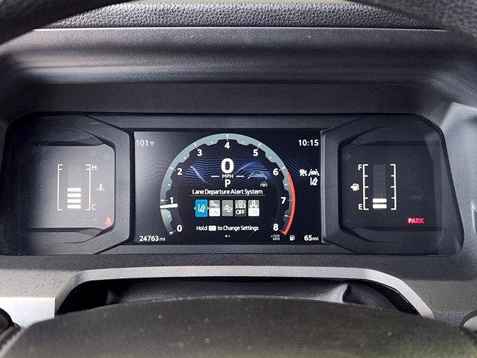 2025 Toyota Tacoma 2WD SR5