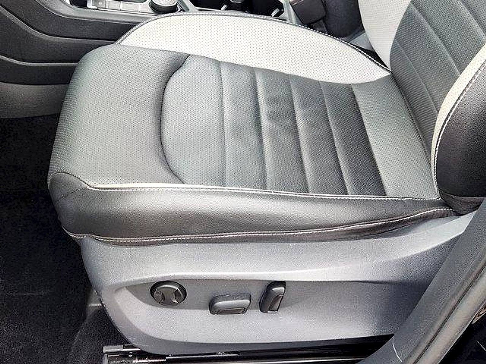 2022 Volkswagen Taos 1.5T SEL