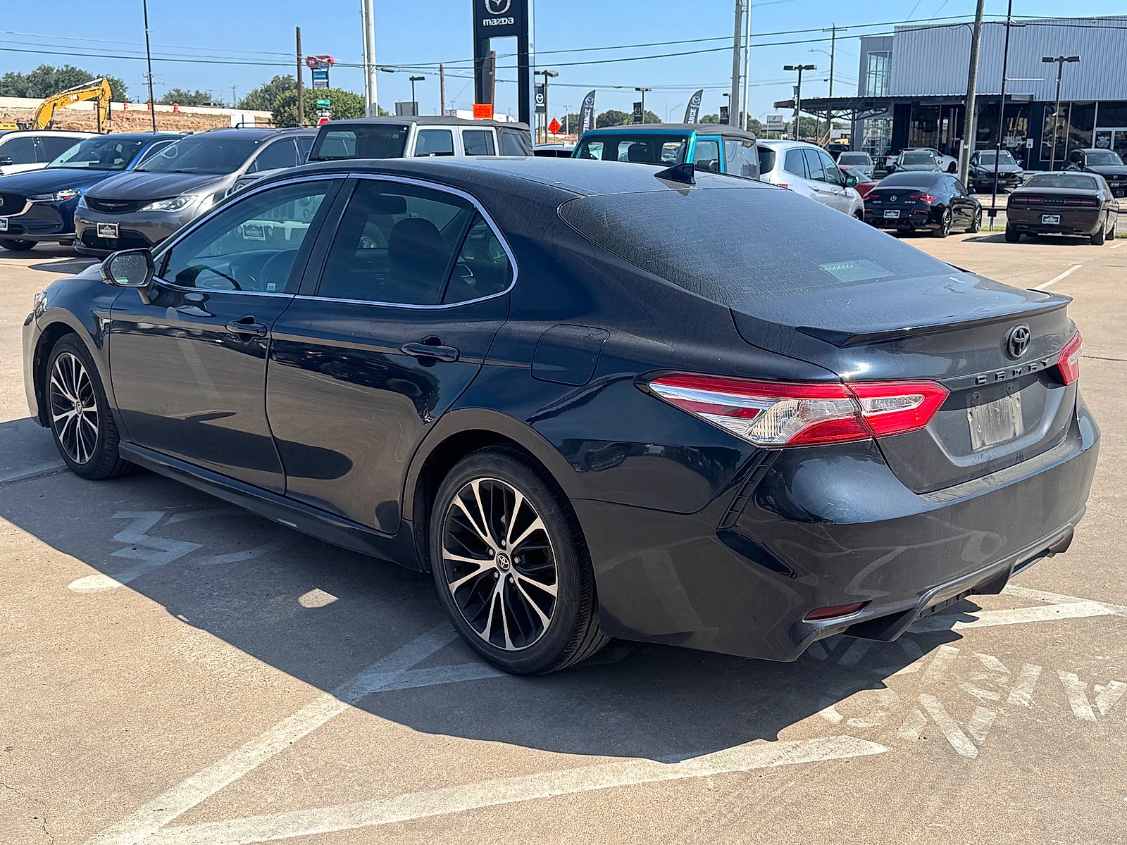 2020 Toyota Camry SE