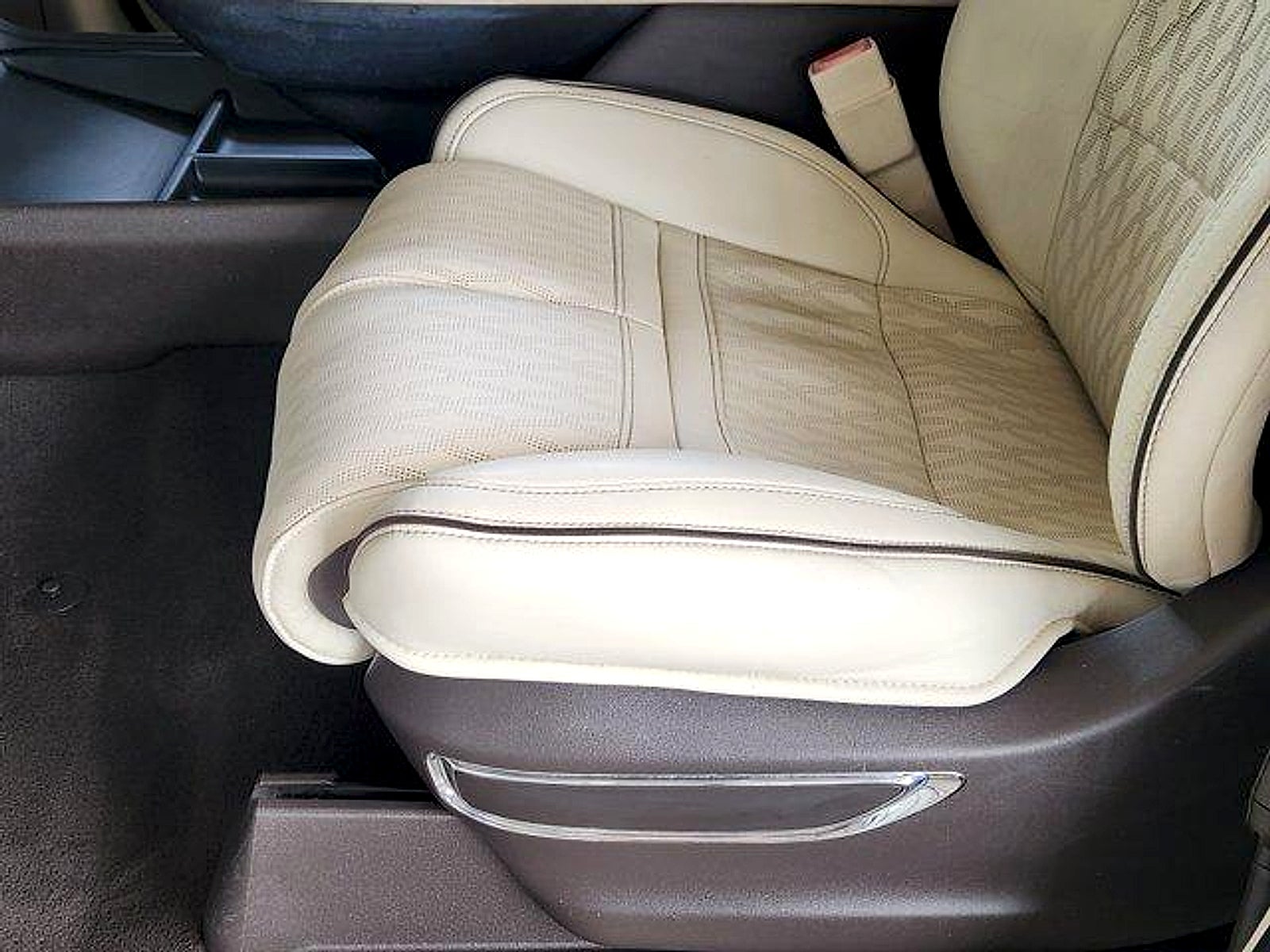 2019 Lincoln Navigator L Black Label