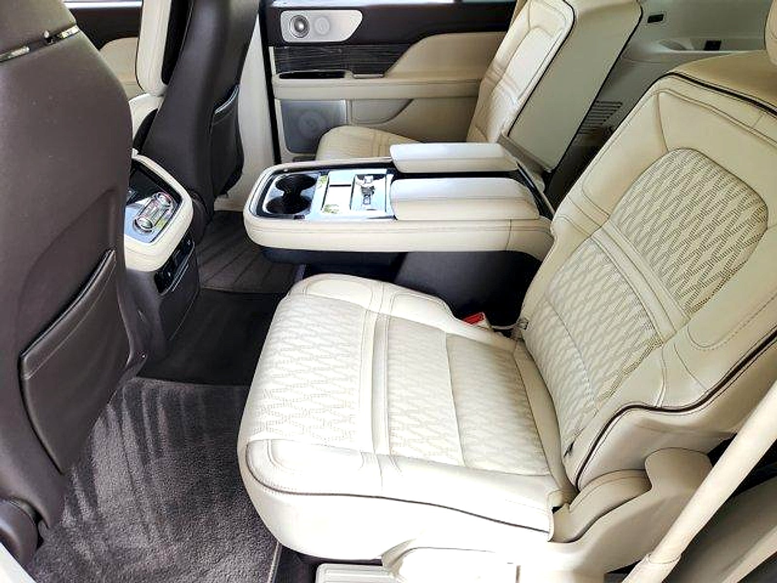 2019 Lincoln Navigator L Black Label