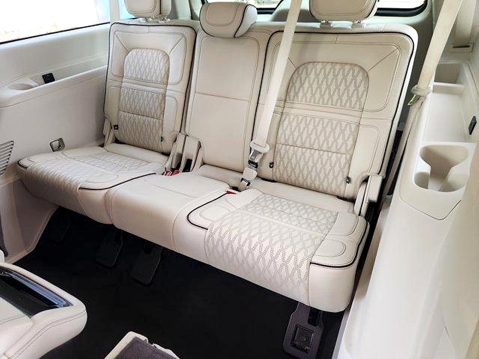 2019 Lincoln Navigator L Black Label