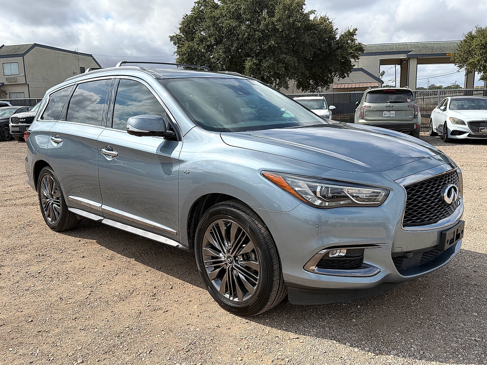 2019 INFINITI QX60 LUXE