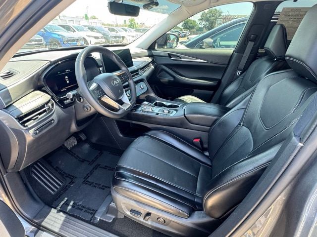 2023 INFINITI QX60 LUXE