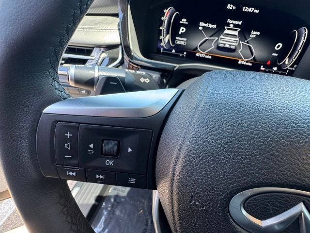 2023 INFINITI QX60 LUXE