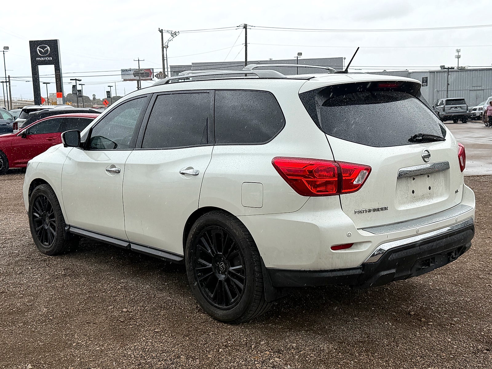 2018 Nissan Pathfinder SL