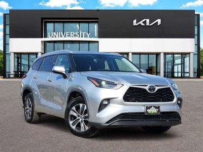 2022 Toyota Highlander XLE