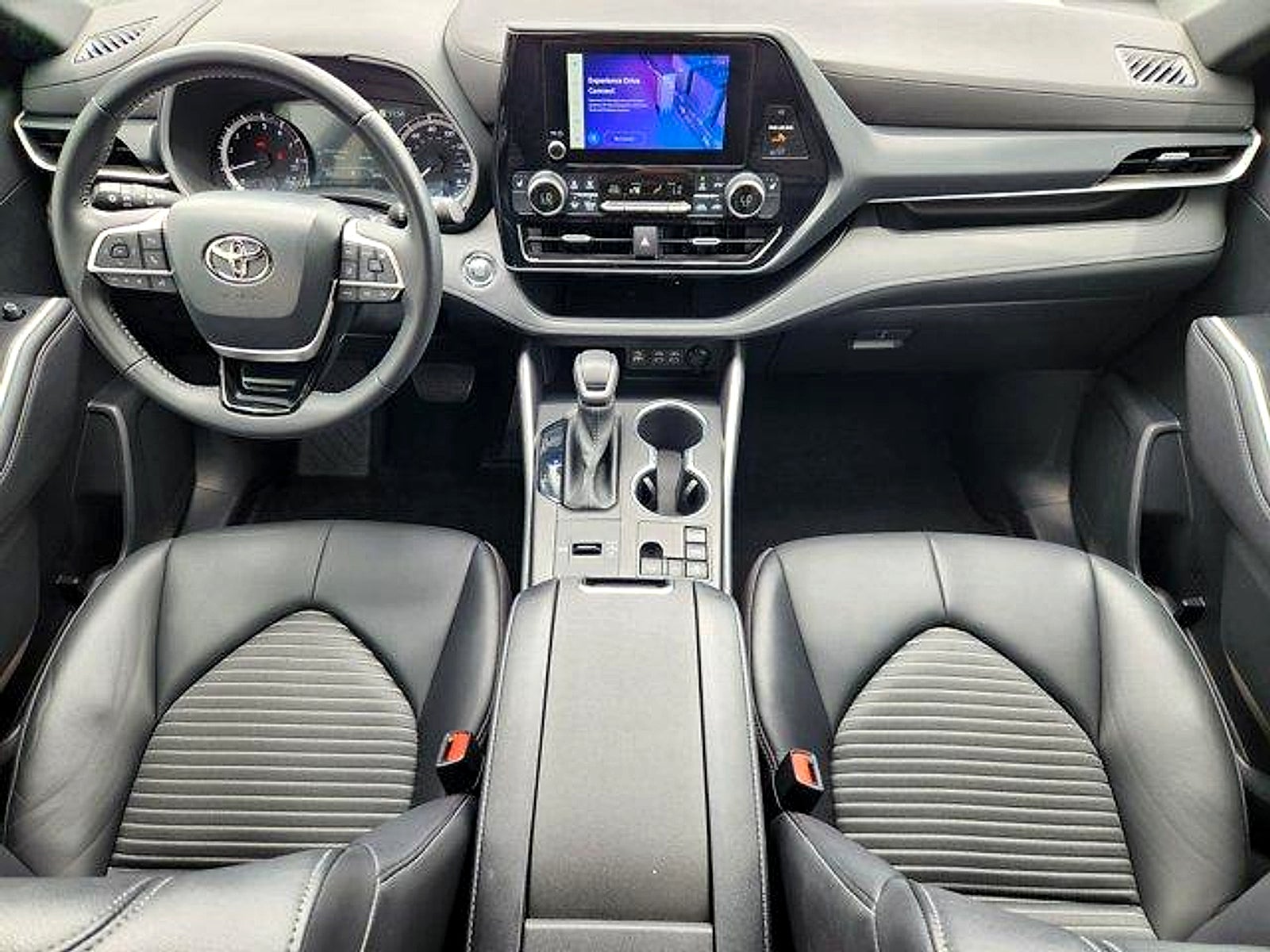 2023 Toyota Highlander XSE (A8) 4DR FRONT-WHEEL DRIVE