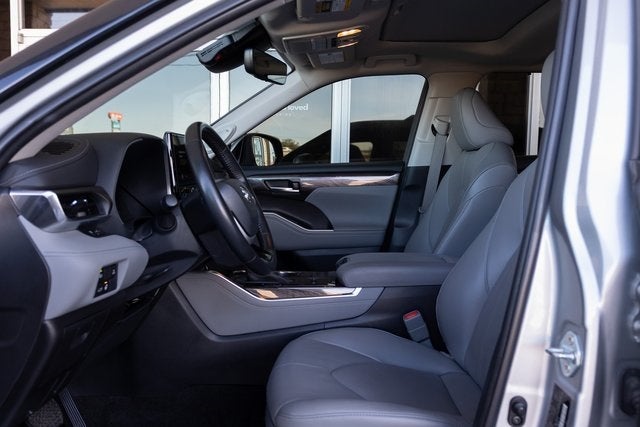 2023 Toyota Highlander Hybrid Limited