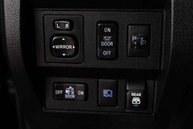 2021 Toyota Tundra SR5 5.7L V8