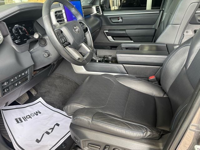 2022 Toyota Tundra Platinum