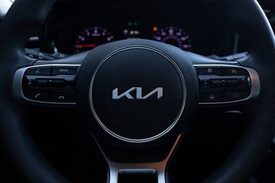 2022 Kia K5 LXS