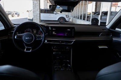 2022 Kia K5 EX