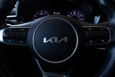 2022 Kia K5 EX
