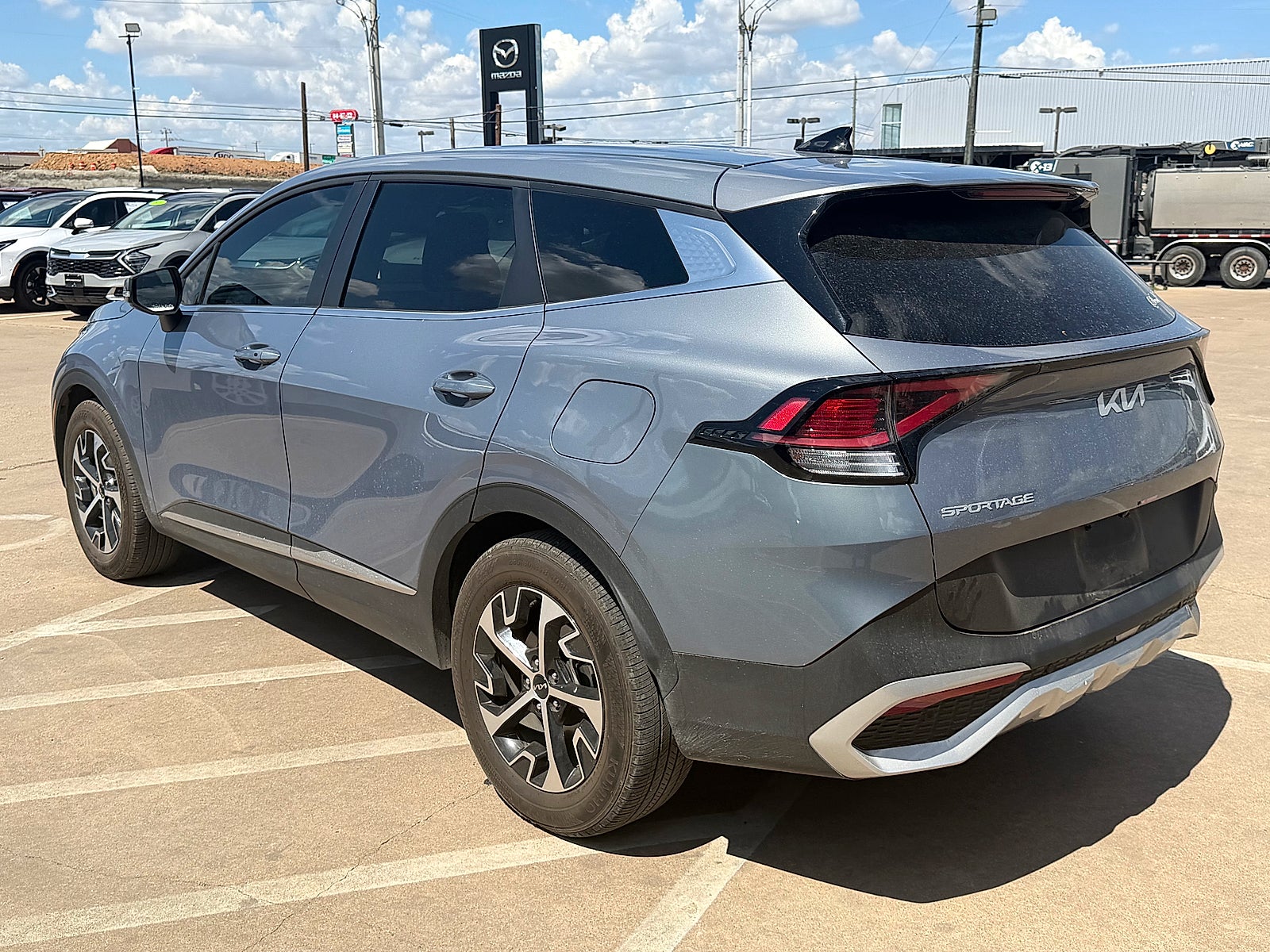 2025 Kia Sportage EX