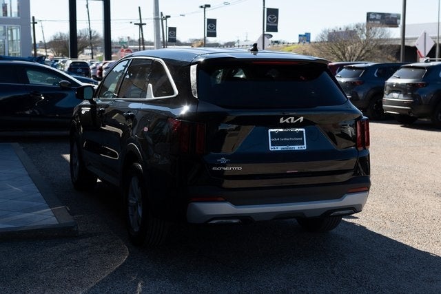 2025 Kia Sorento LX