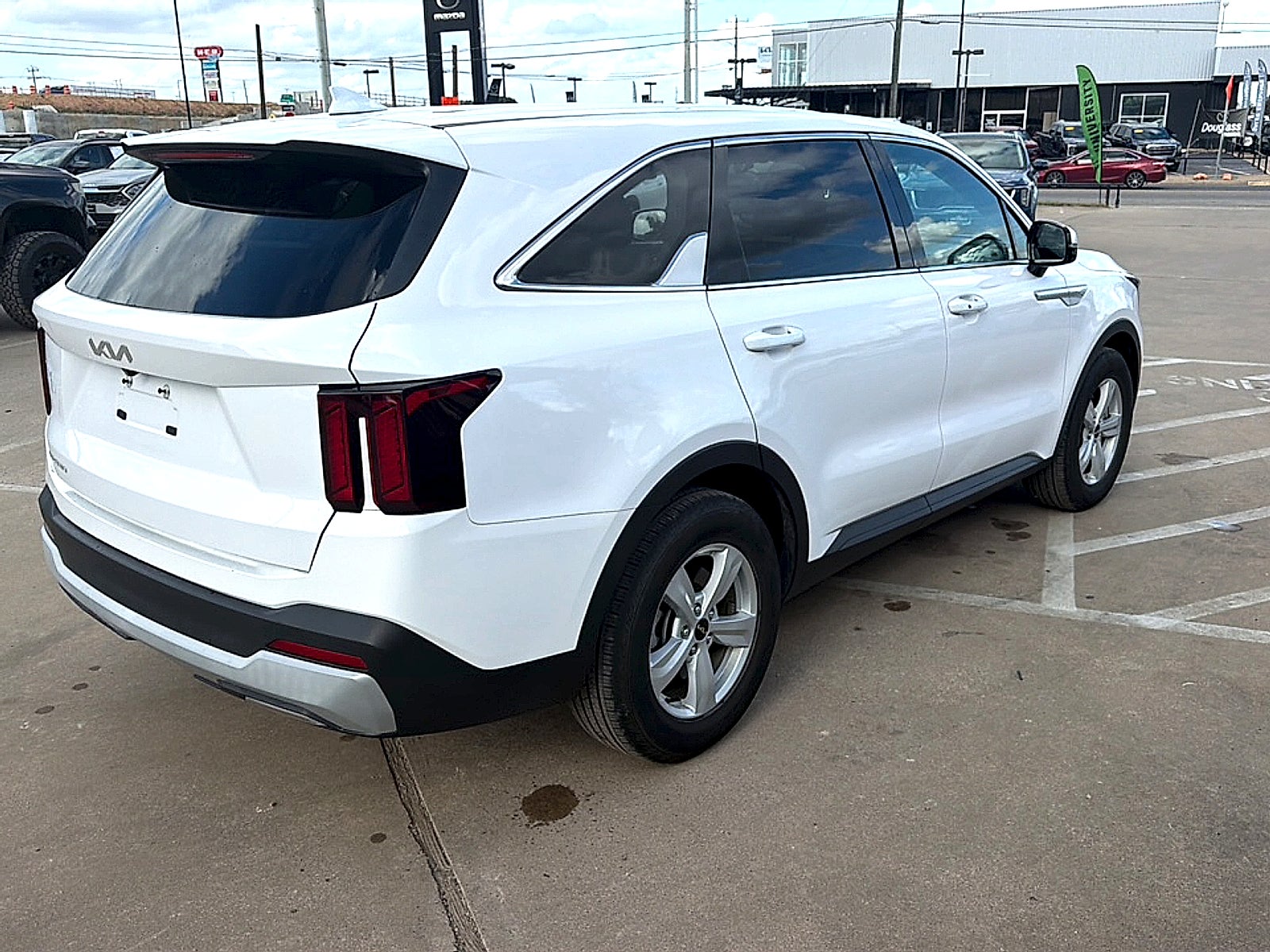 2024 Kia Sorento LX
