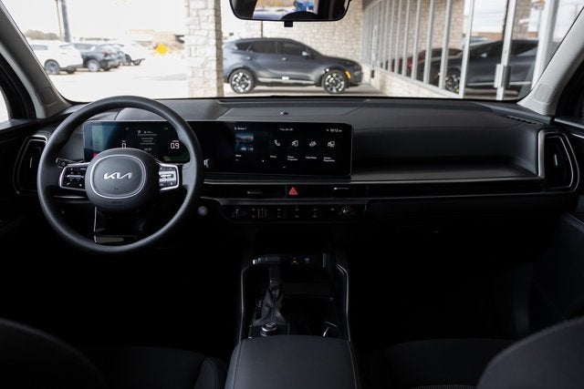2025 Kia Sorento LX