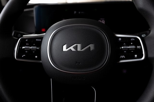 2025 Kia Sorento LX