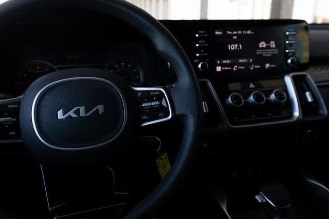 2022 Kia Sorento LX