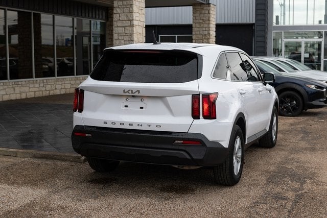 2022 Kia Sorento LX