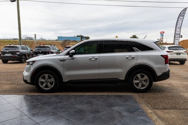 2022 Kia Sorento LX