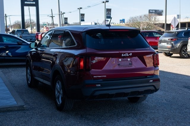2023 Kia Sorento LX