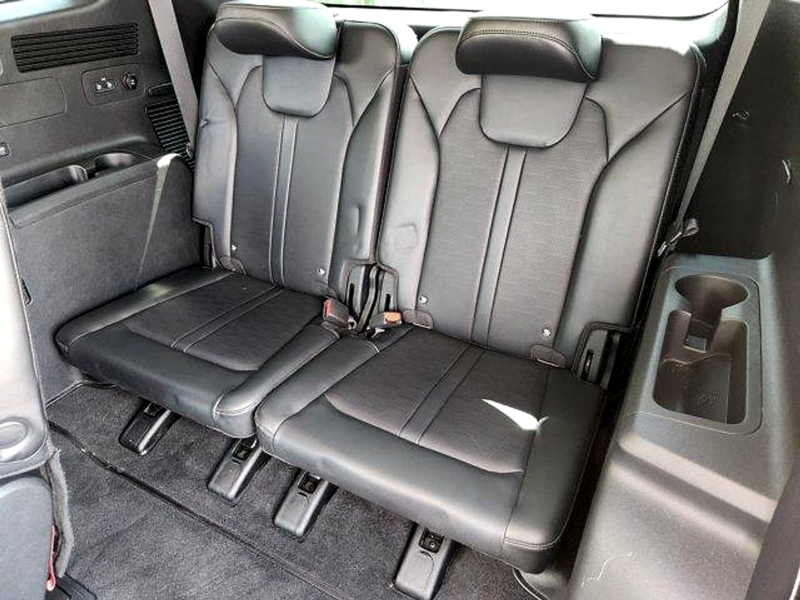 2024 Kia Sorento X-Line EX