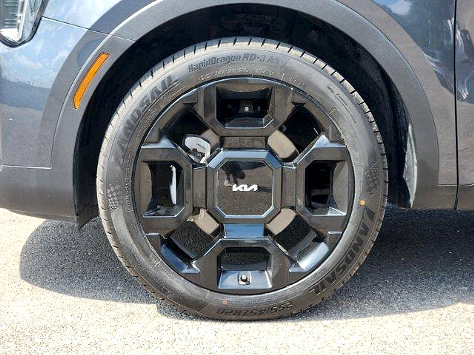 2024 Kia Sorento X-Line EX