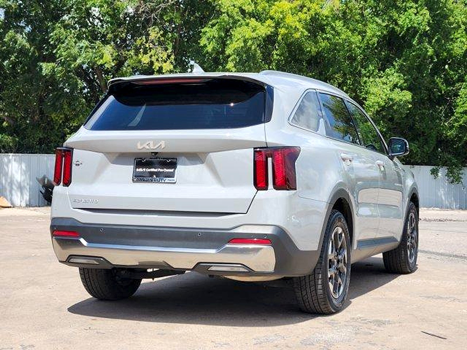2024 Kia Sorento S