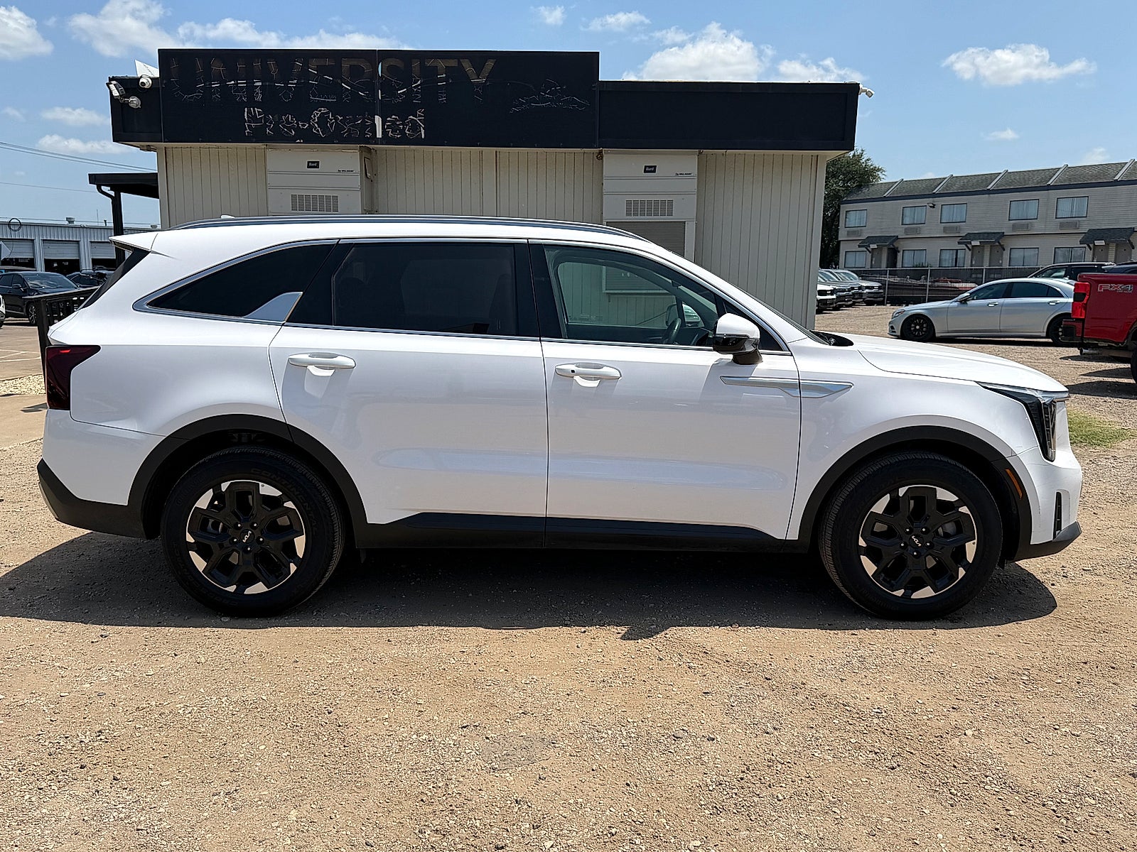 2025 Kia Sorento S