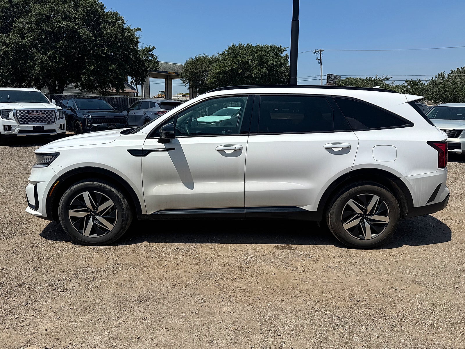 2023 Kia Sorento S