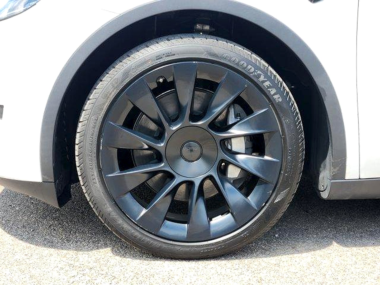 2023 Tesla Model Y LONG RANGE 4DR ALL-WHEEL DRIVE SPORT UTILITY