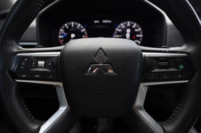 2024 Mitsubishi Outlander SEL