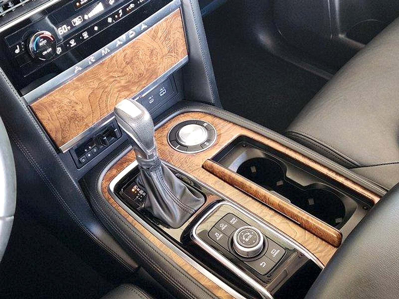 2022 Nissan Armada SL 2WD