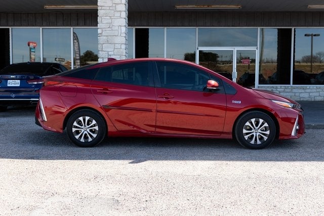 2021 Toyota Prius Prime LE