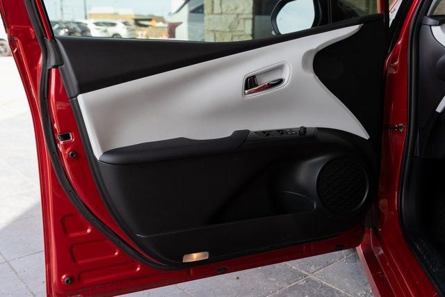 2021 Toyota Prius Prime LE