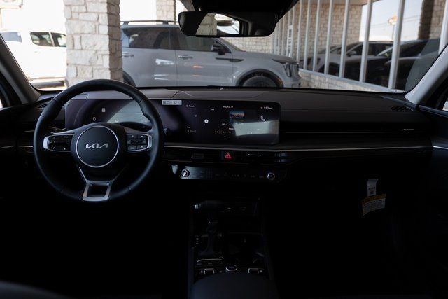 2025 Kia K5 EX