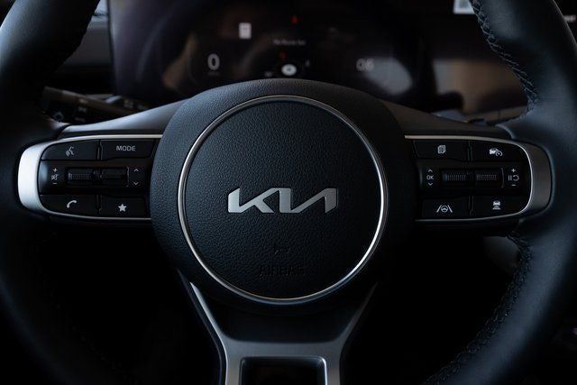 2025 Kia K5 EX