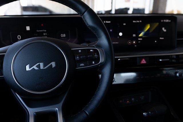 2025 Kia K5 EX