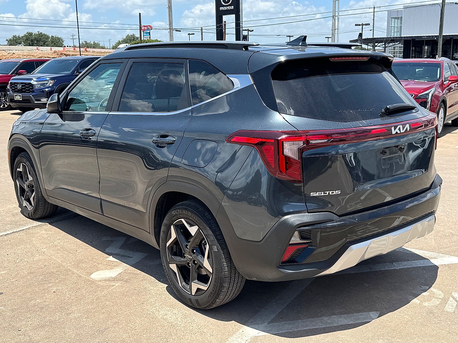 2025 Kia Seltos EX