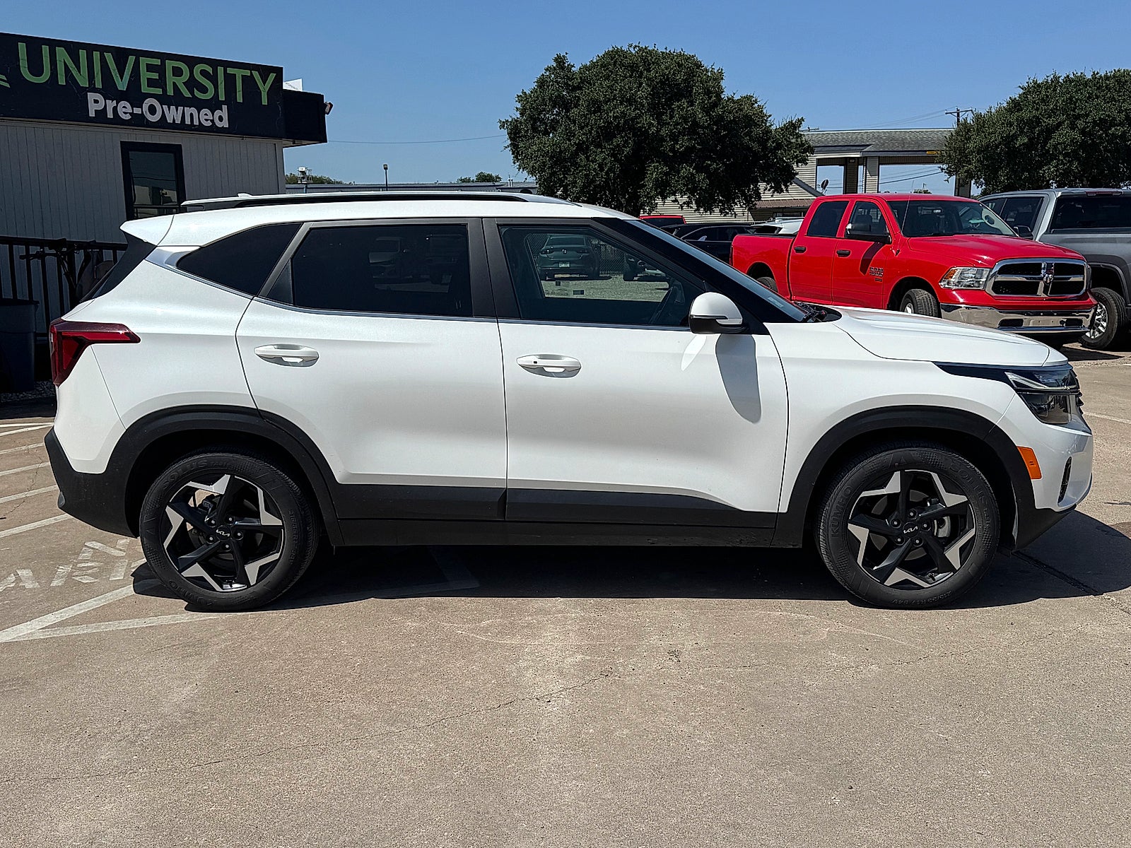 2024 Kia Seltos EX