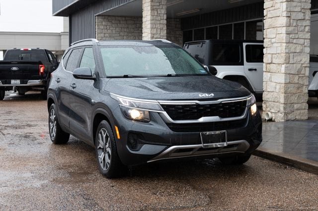 2023 Kia Seltos 2.0 EX AWD's photo