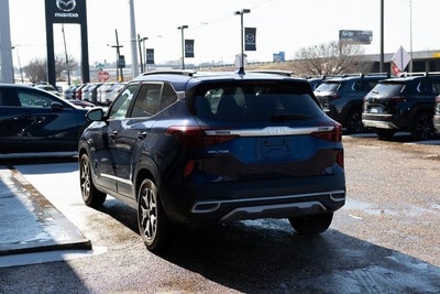 2022 Kia Seltos EX