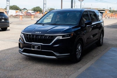 2024 Kia Carnival LX