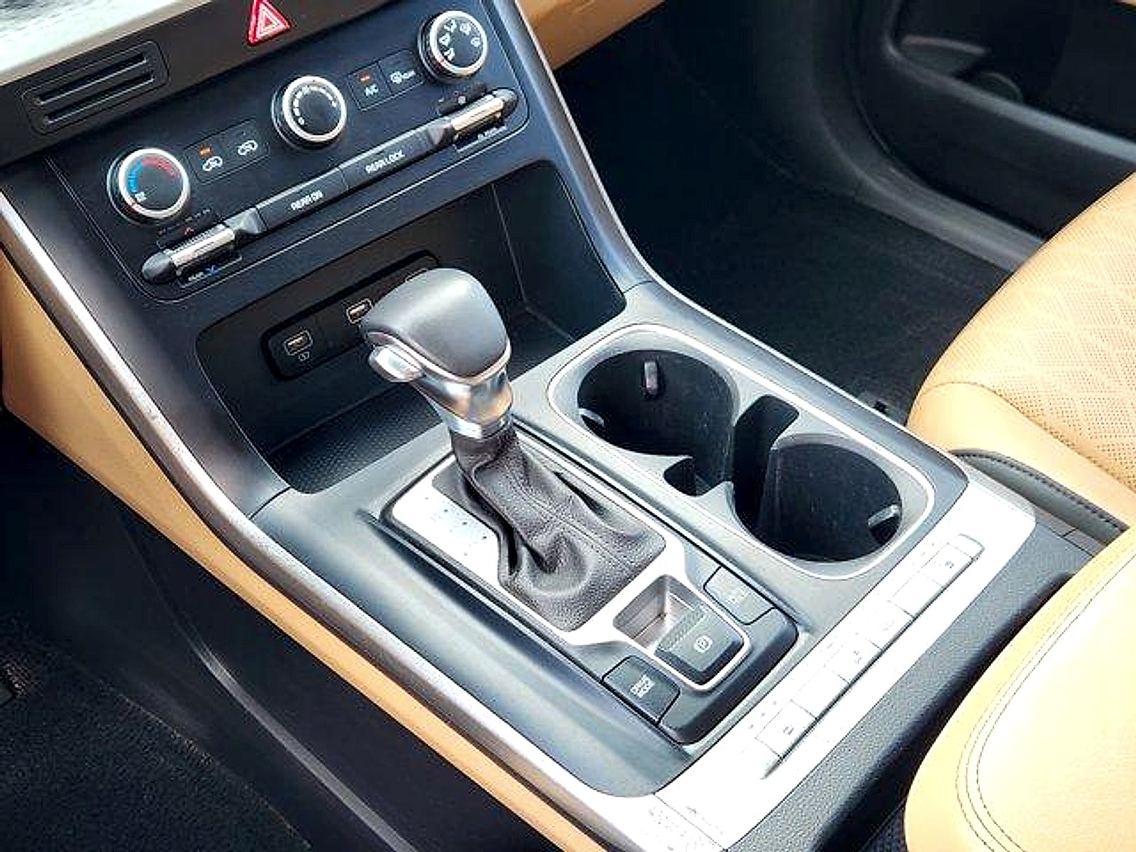 2022 Kia Carnival LX SEAT PACKAGE