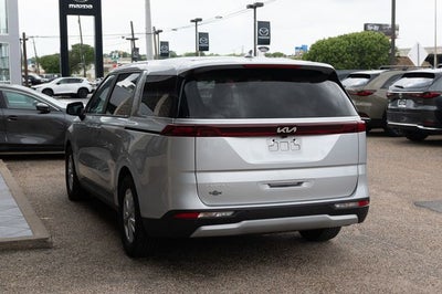 2023 Kia Carnival LX Seat Package