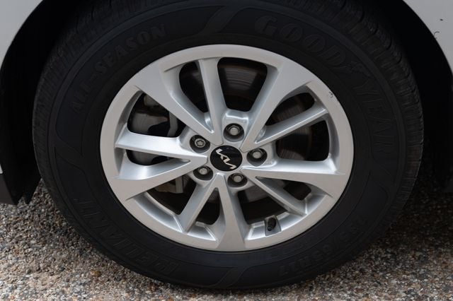 2023 Kia Carnival LX Seat Package