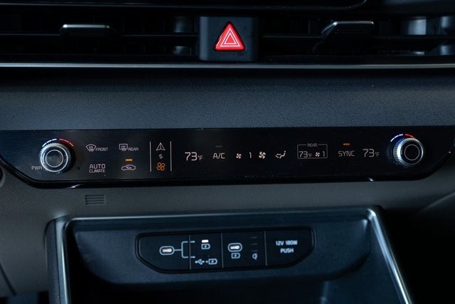 2025 Kia Carnival EX